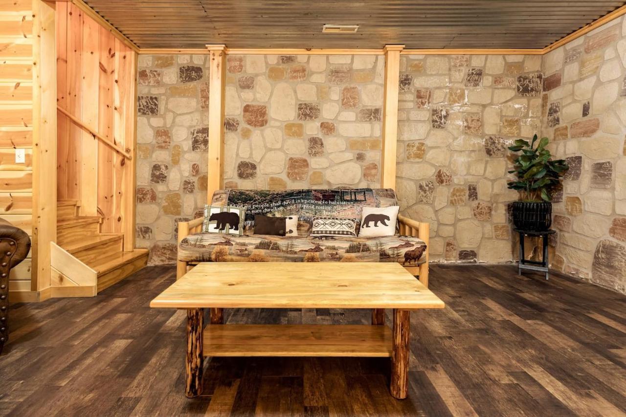 Smoky Mtn Hideaway - Cabin W/ Hot Tub & Pool Table Vila Sevierville Exterior foto